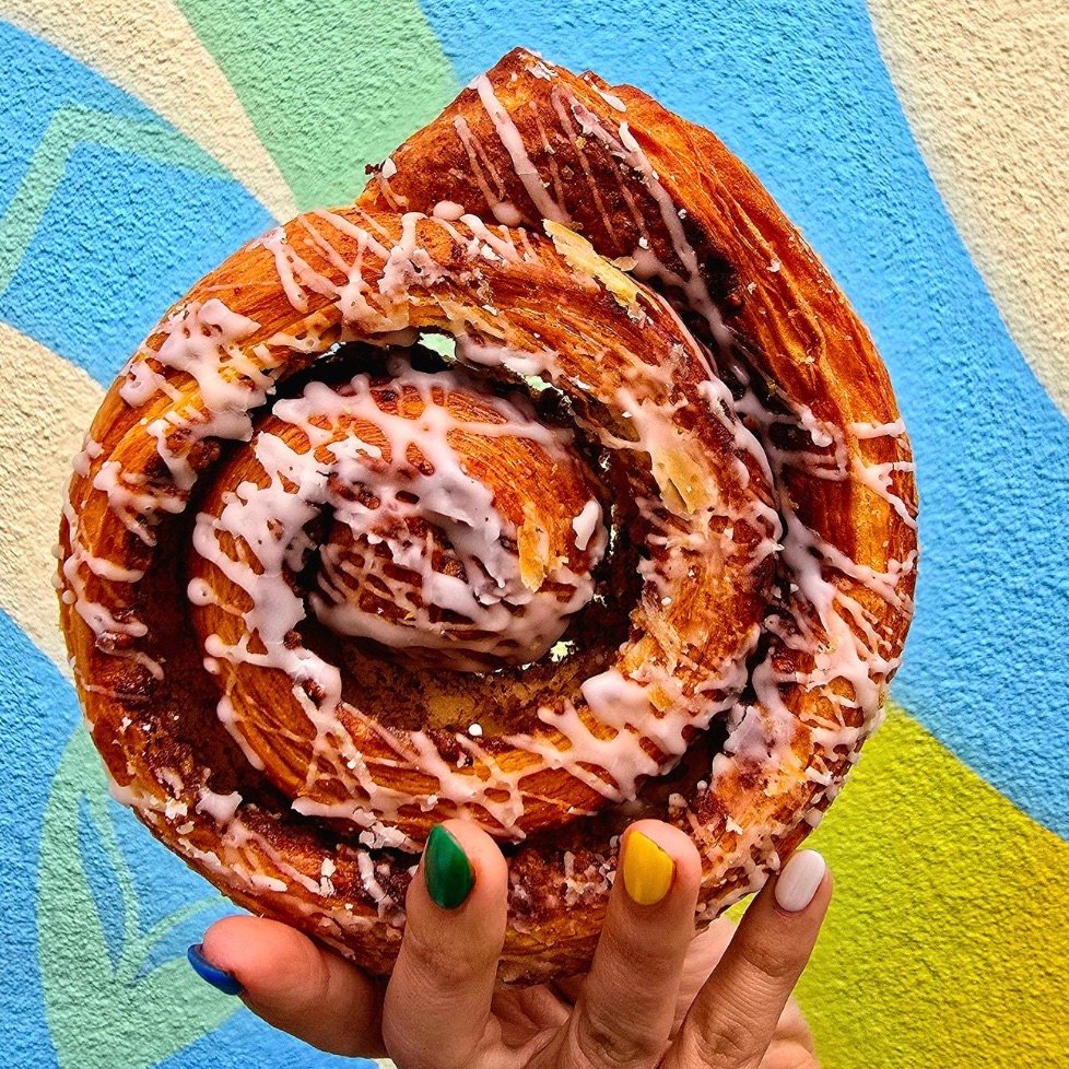 philz cinnamon roll croissant